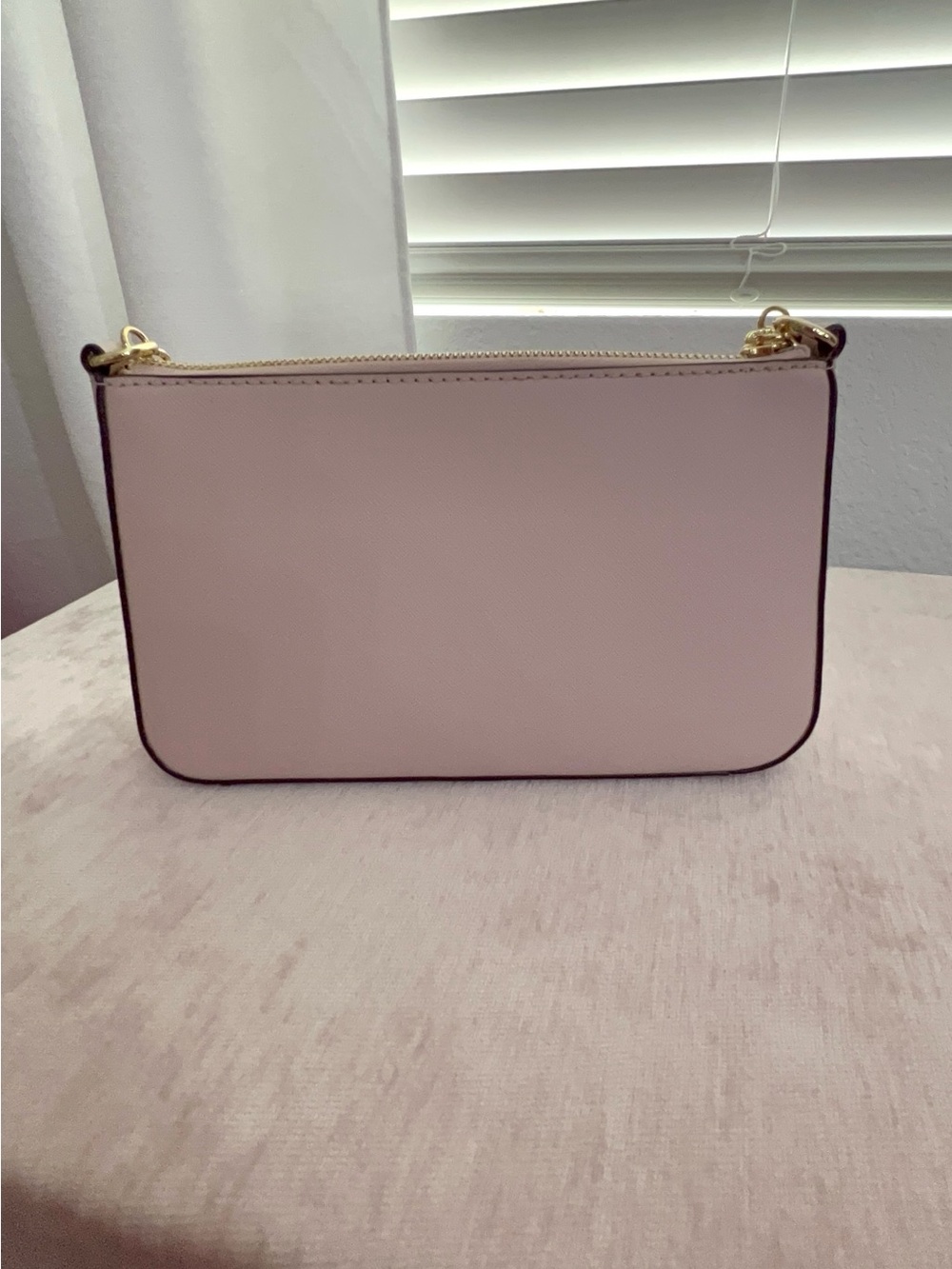 Michael Kors Jet Set Medium Saffiano Leather Crossbody Bag - Picture 2 of 4